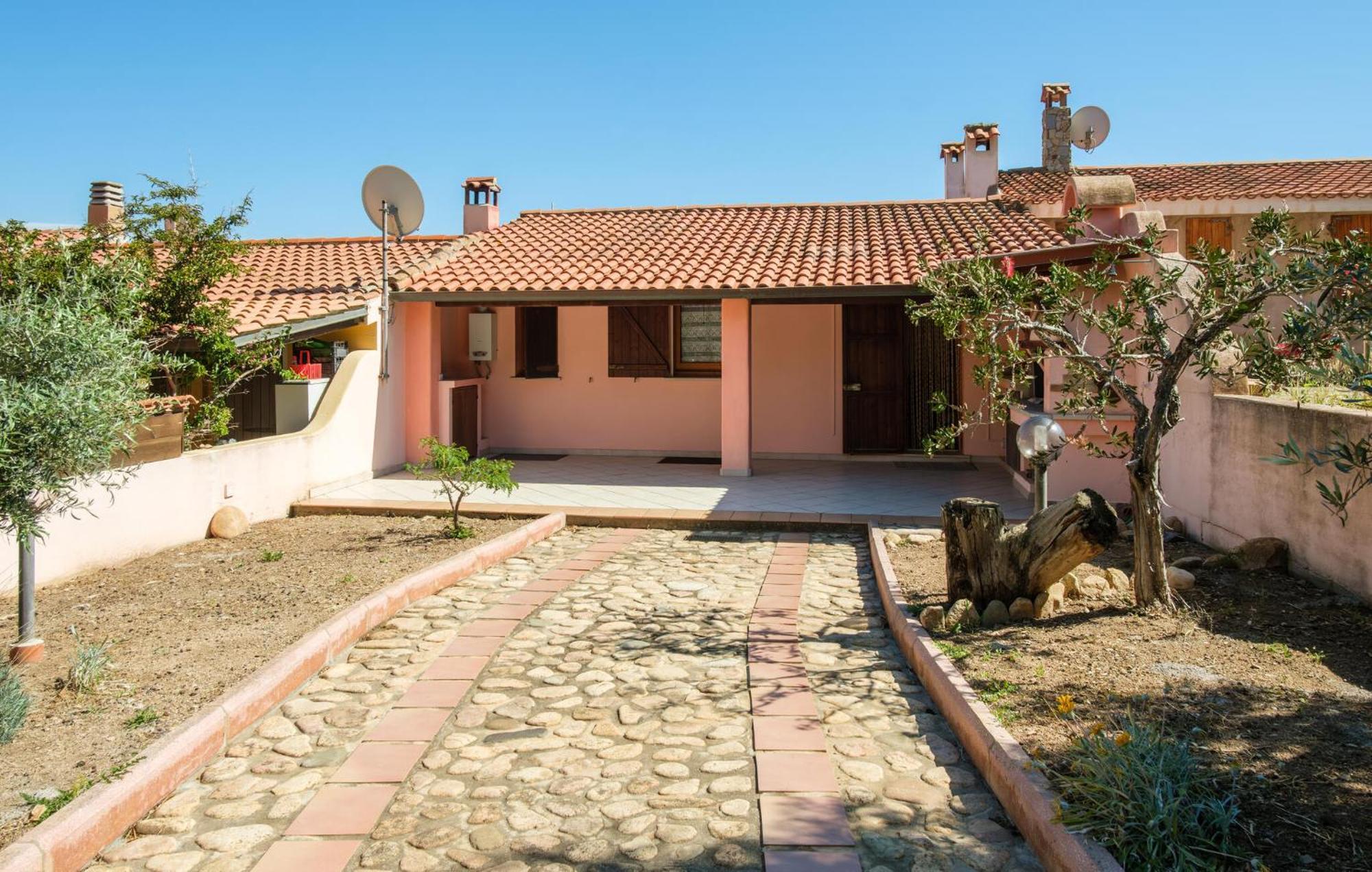 Amazing Home In Torre Dei Corsari With Kitchen Exterior photo